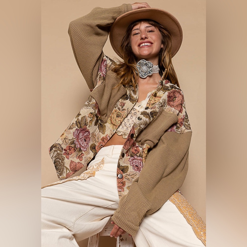 #152 Closeout FIRM 🌸New! Pol Gorgeous Front/Back Floral Heavyweight  Jacket